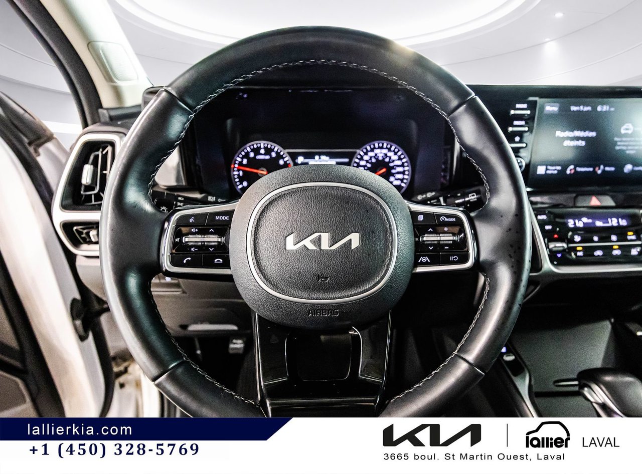 2022 Kia Sorento - Image 18