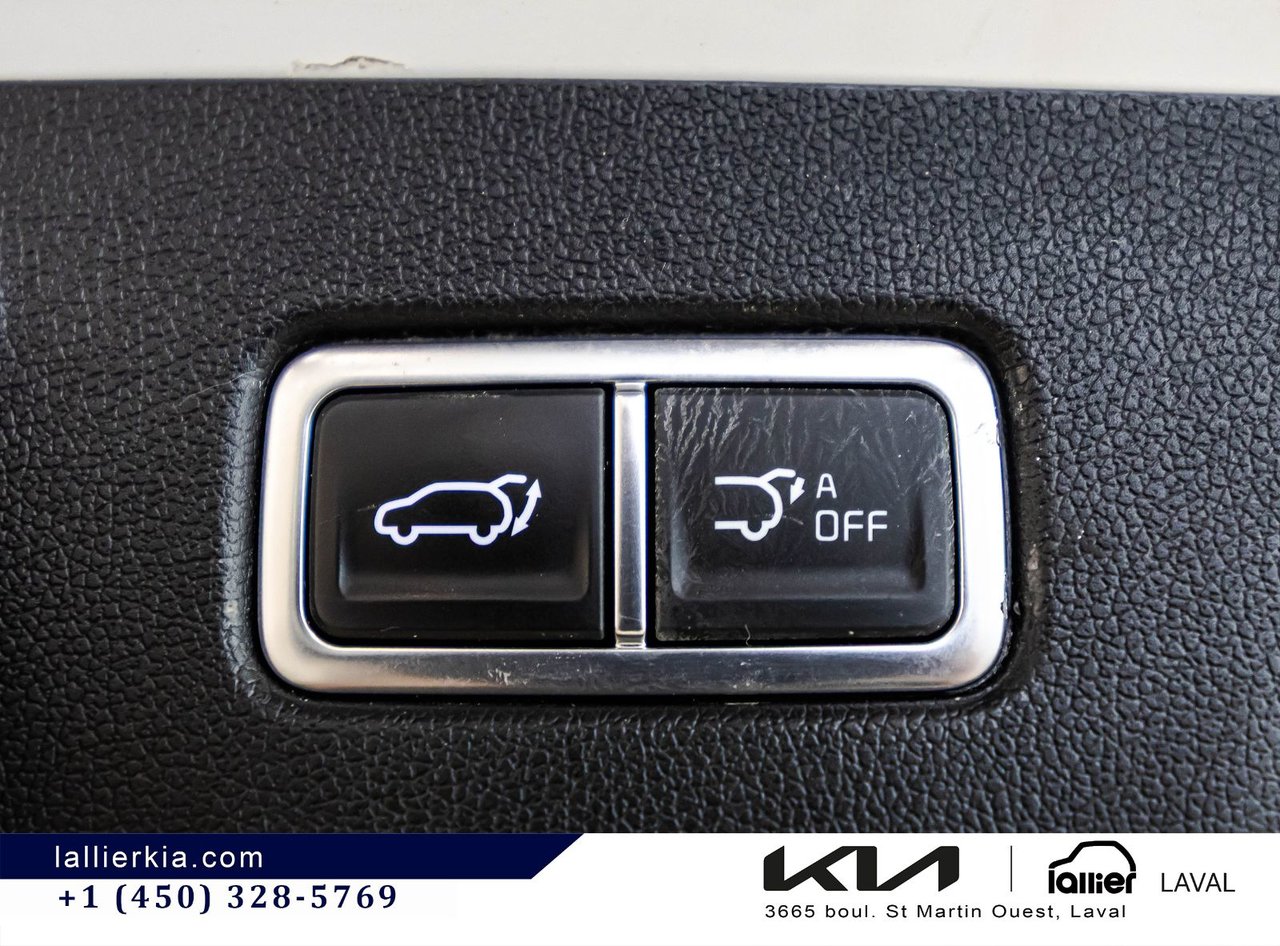 2025 Kia Sorento - Image 16