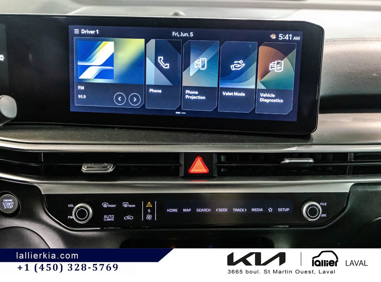 2025 Kia Sorento - Image 25