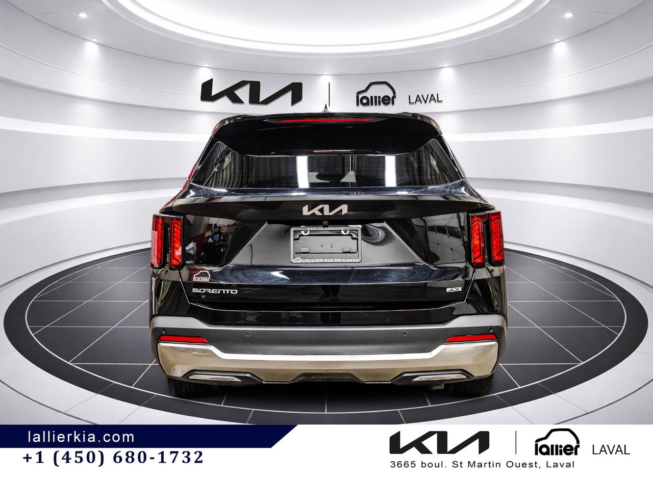 2025 Kia Sorento - Image 9