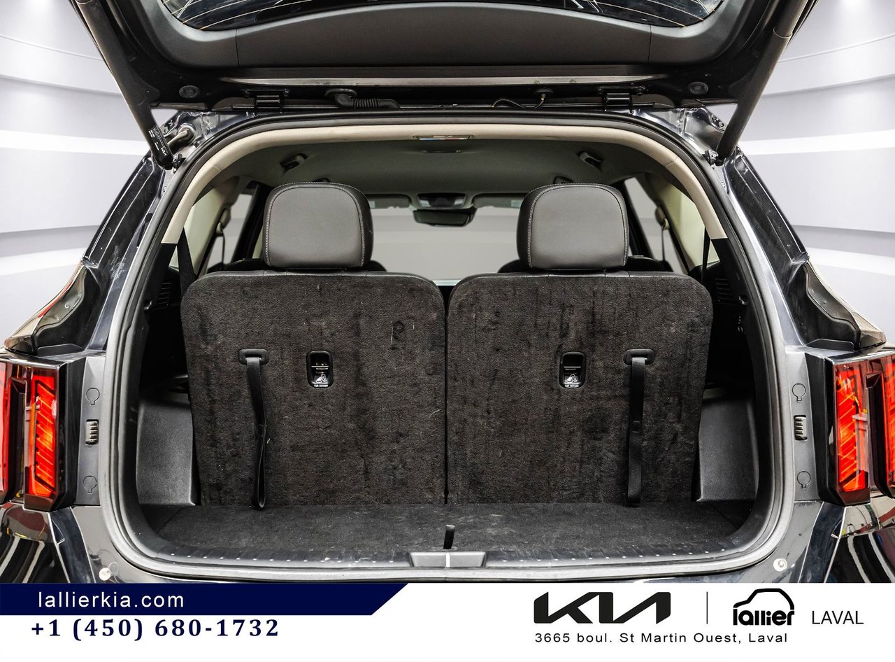 2025 Kia Sorento - Image 16