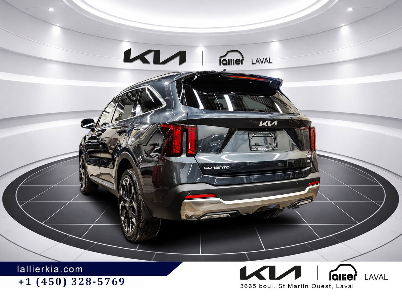 2025 Kia Sorento - Image 8