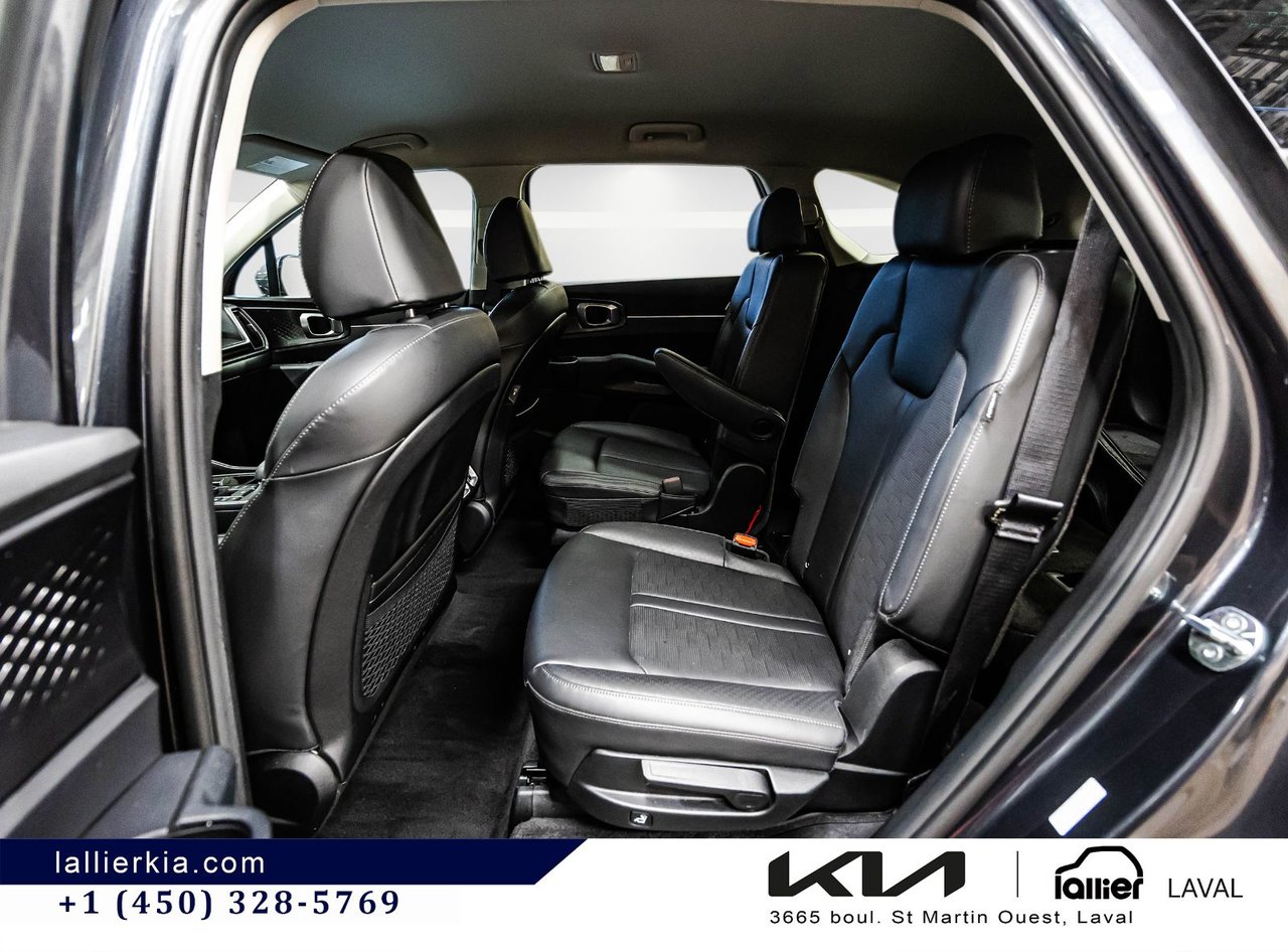 2025 Kia Sorento - Image 21