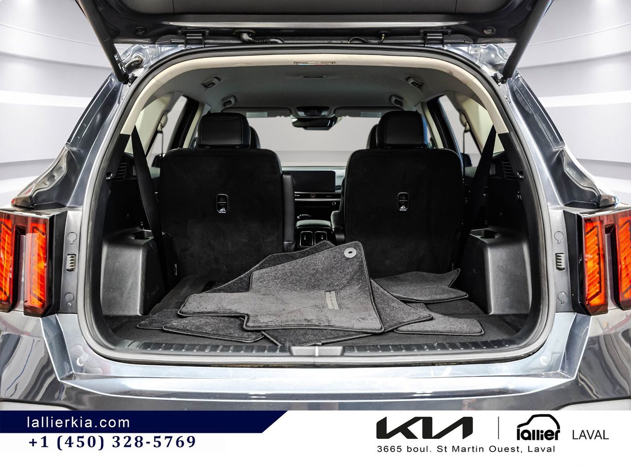 2025 Kia Sorento - Image 23