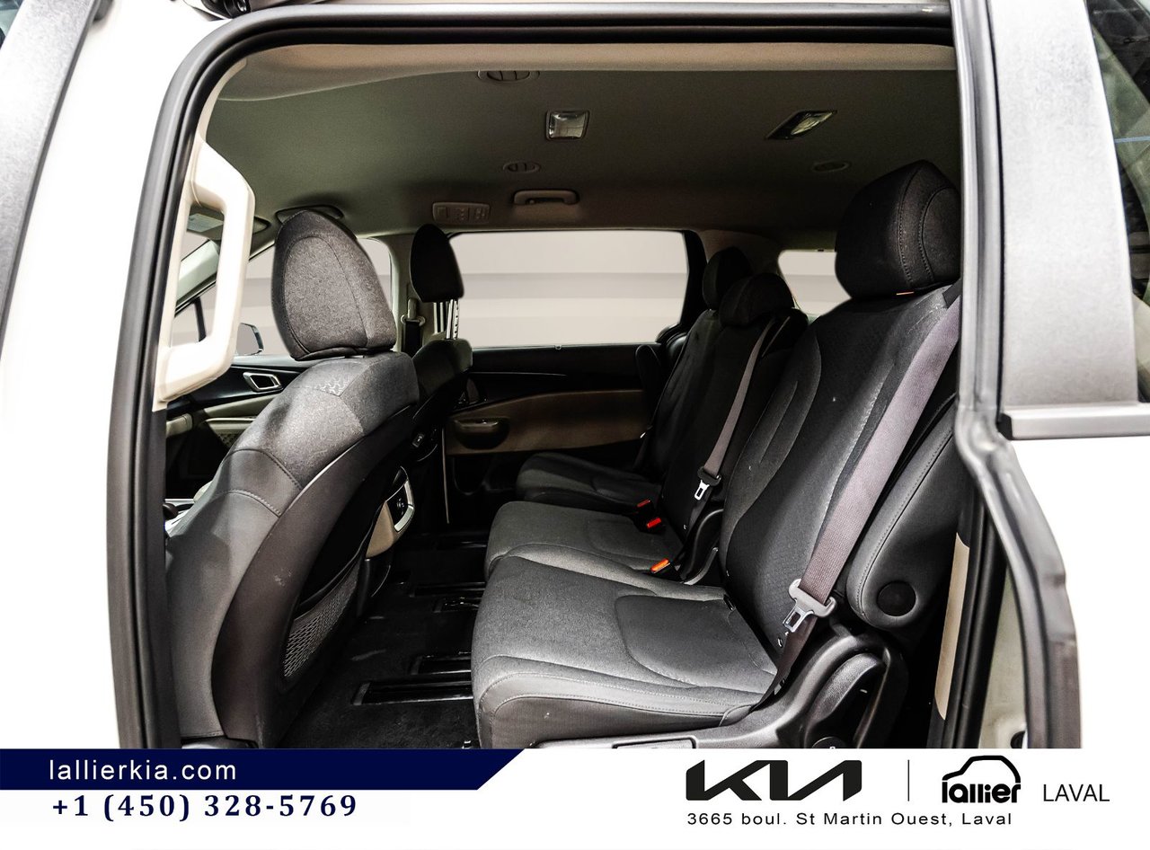 2025 Kia Carnival - Image 13