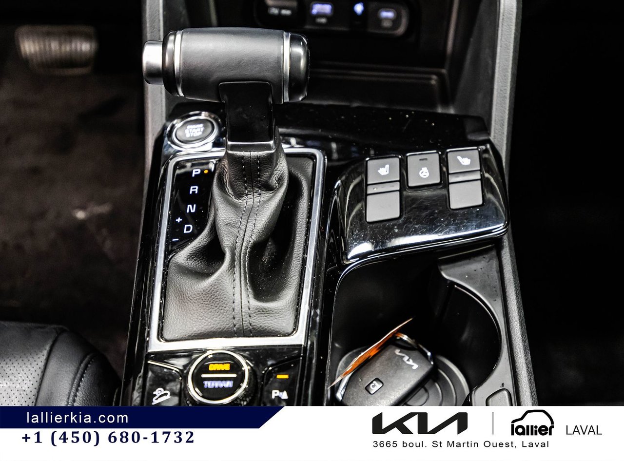 2025 Kia Sportage - Image 21