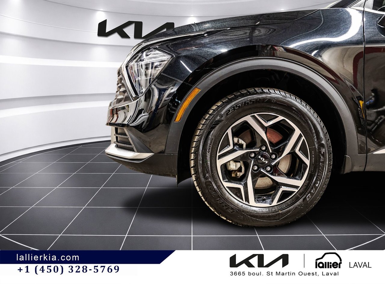 2025 Kia Sportage - Image 12