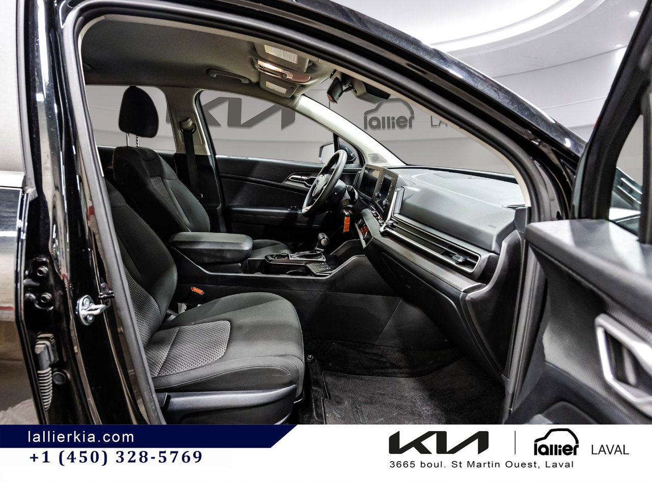 2025 Kia Sportage - Image 15