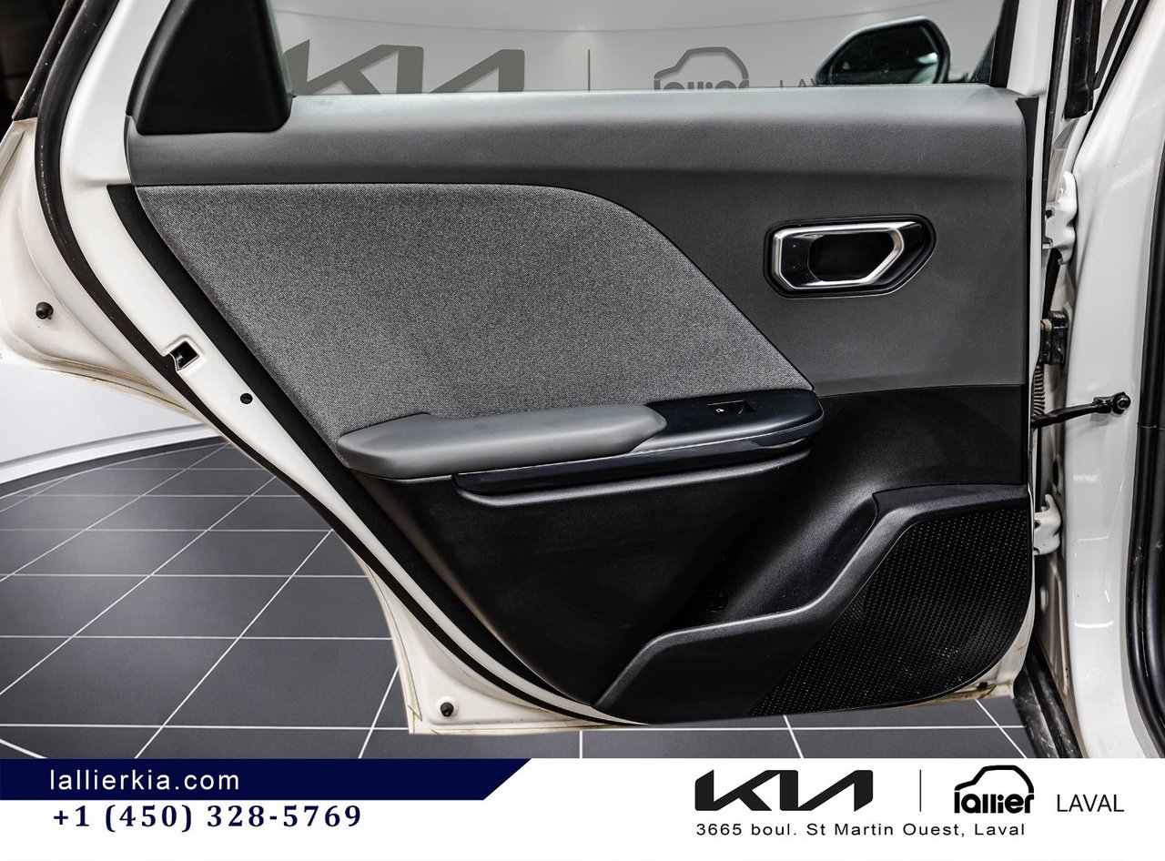 2025 Kia K4 - Image 16