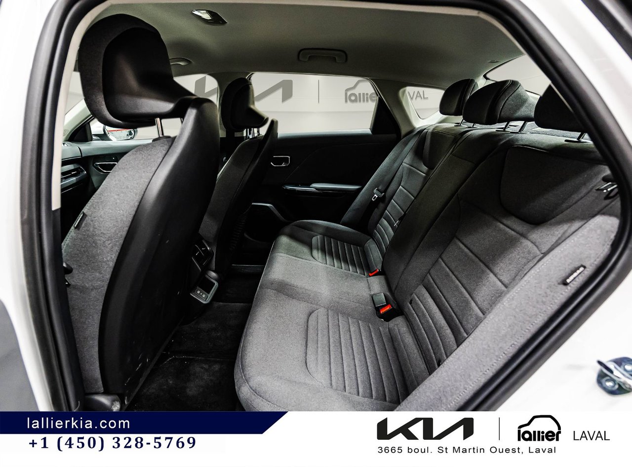 2025 Kia K4 - Image 17