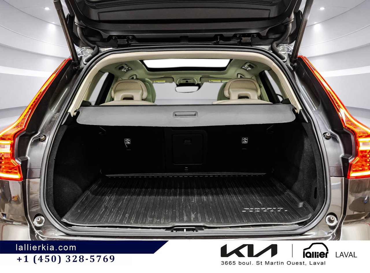 2018 Volvo XC60 - Image 15