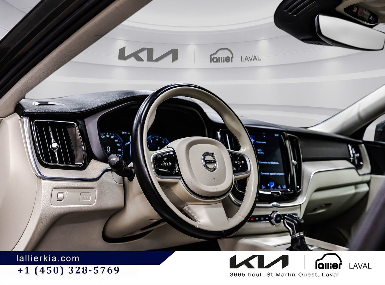 2018 Volvo XC60 - Image 19