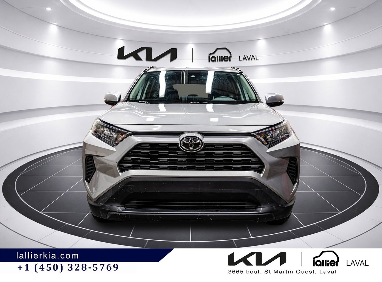 2021 Toyota RAV4 - Image 3
