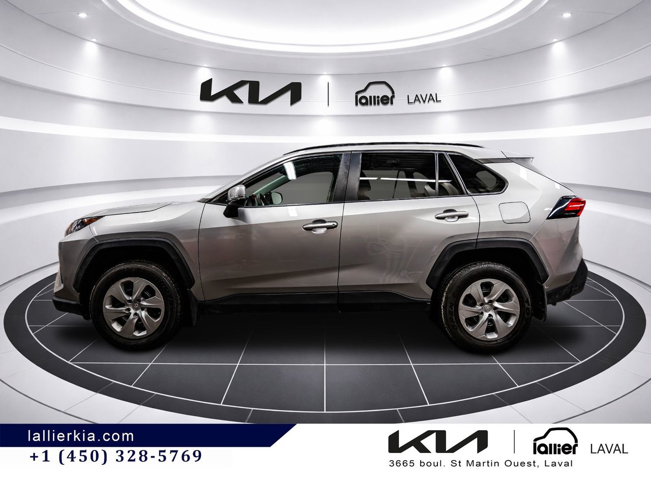 2021 Toyota RAV4 - Image 6