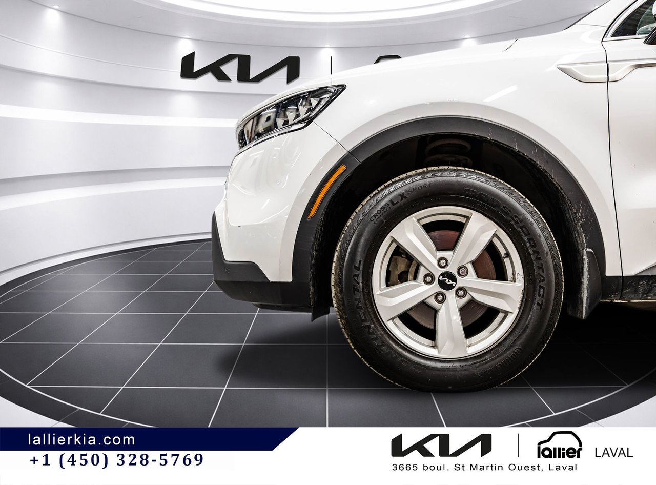 2023 Kia Sorento - Image 9