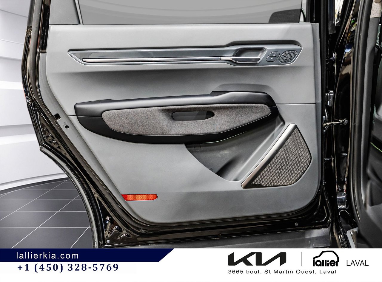 2025 Kia EV9 - Image 14