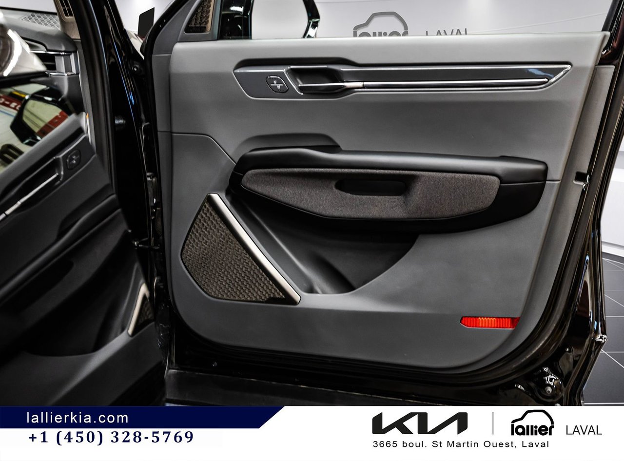 2025 Kia EV9 - Image 20