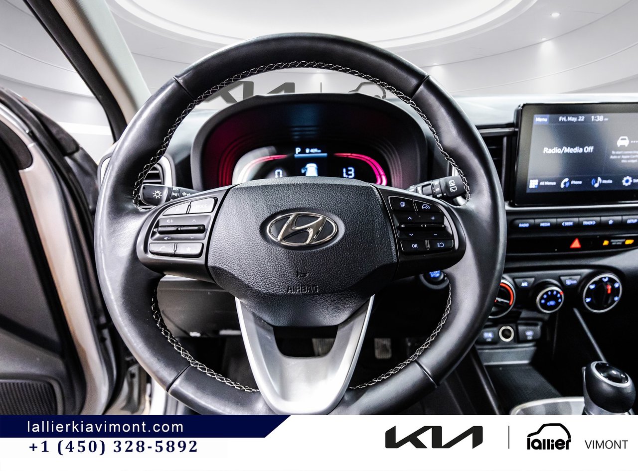 2025 Hyundai Venue - Image 20