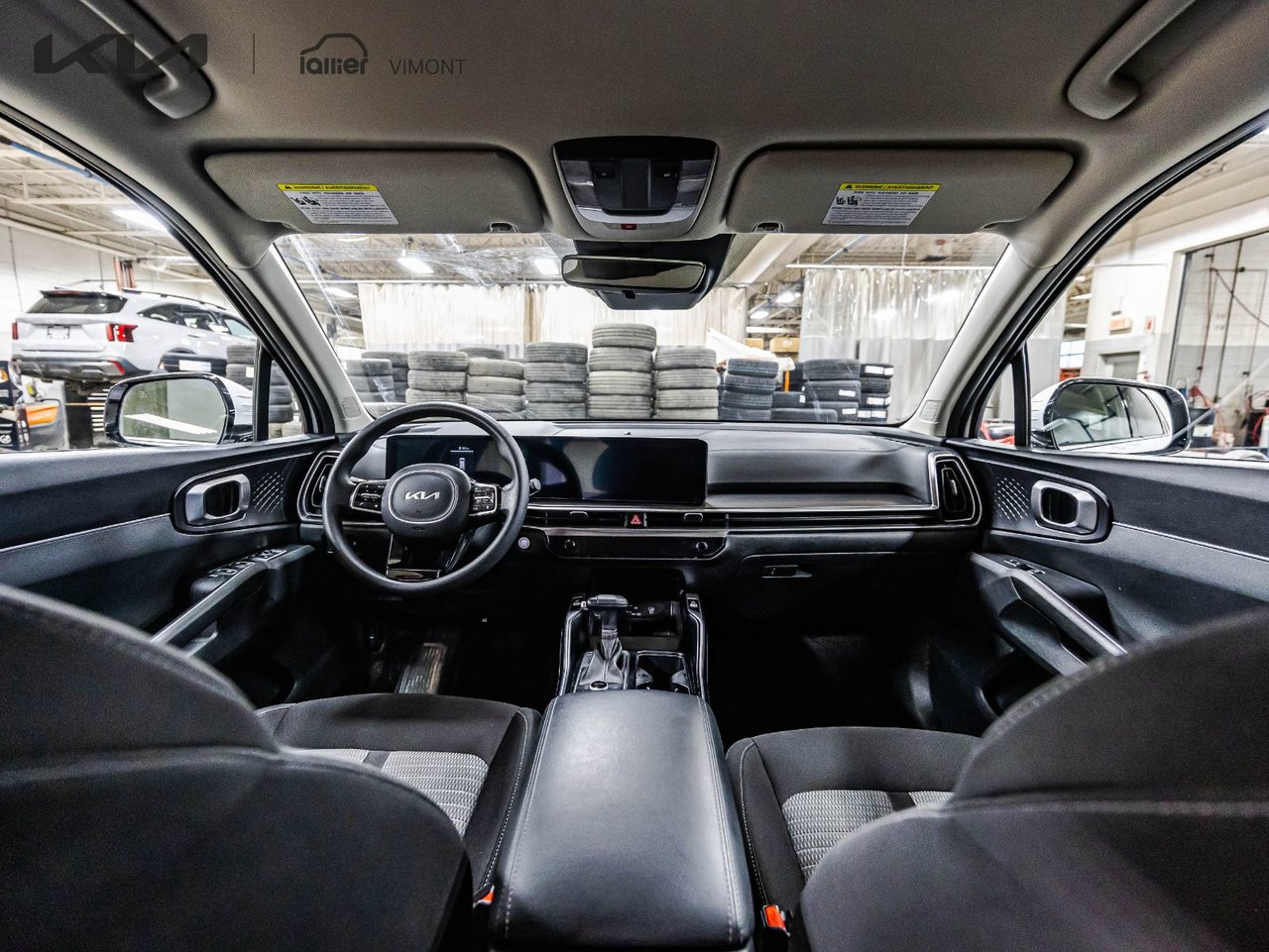 2024 Kia Sorento - Image 12
