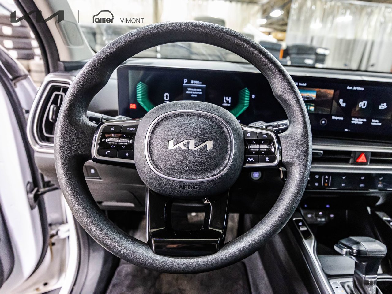 2024 Kia Sorento - Image 21