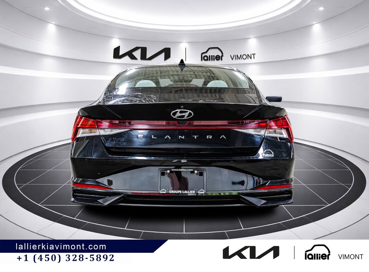 2022 Hyundai Elantra - Image 15