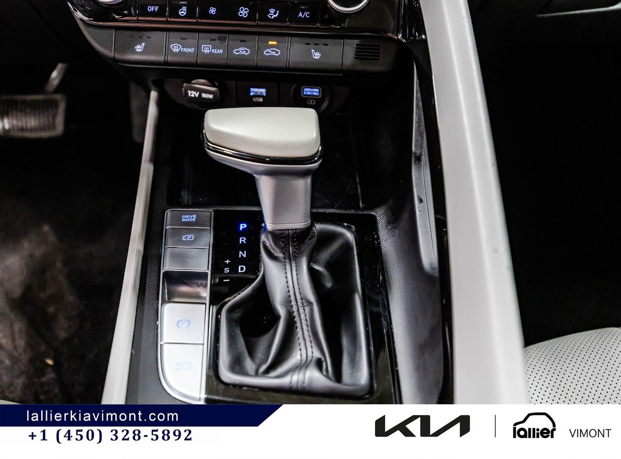 2022 Hyundai Elantra - Image 22