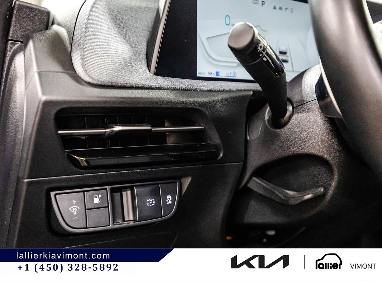 2022 Kia EV6 - Image 22