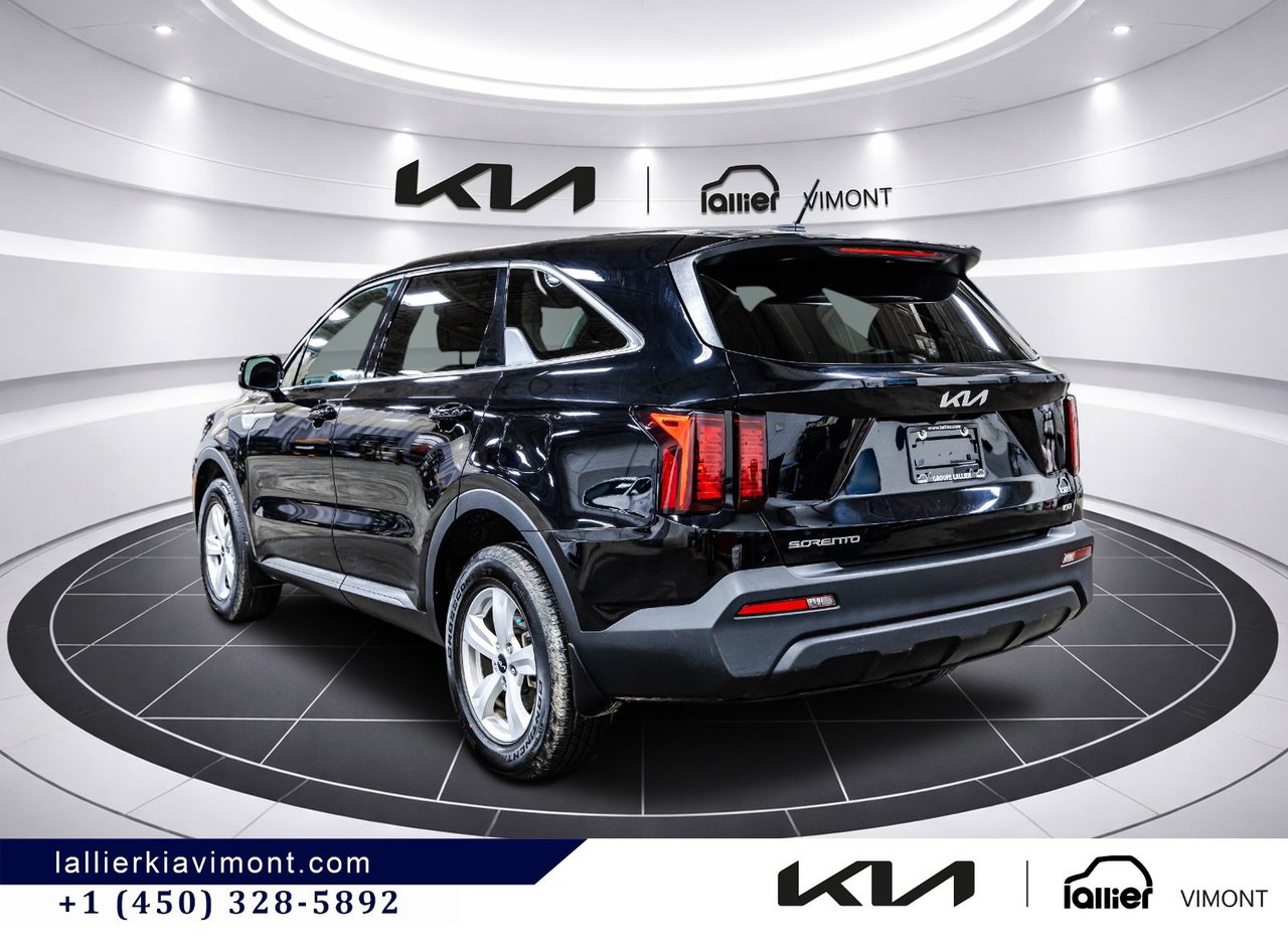 2023 Kia Sorento - Image 13