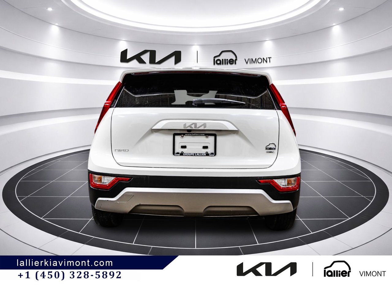 2025 Kia Niro - Image 15