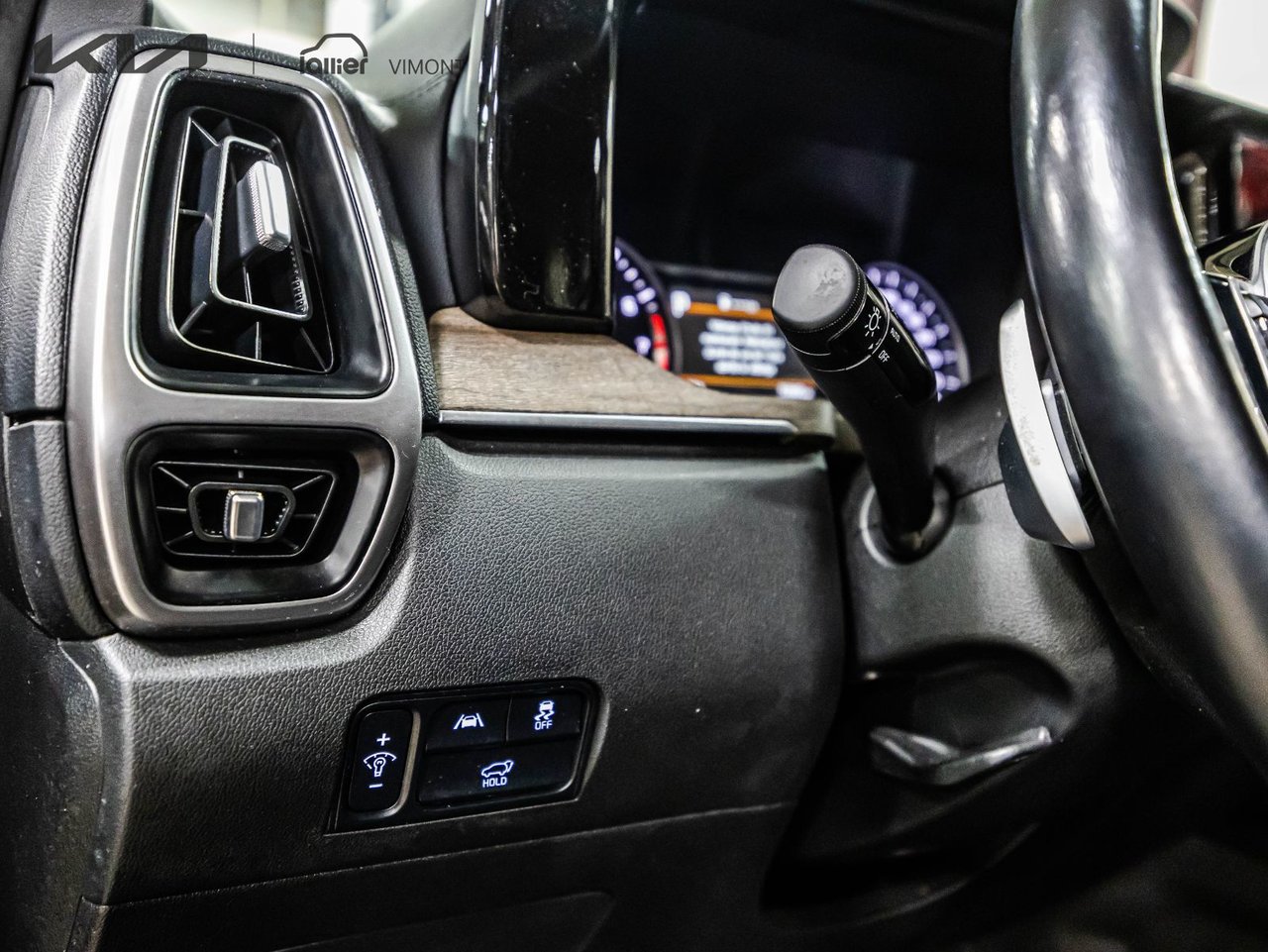 2023 Kia Sorento - Image 22
