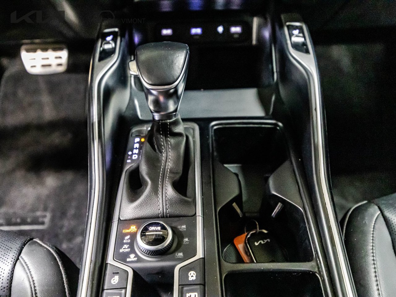 2023 Kia Sorento - Image 26