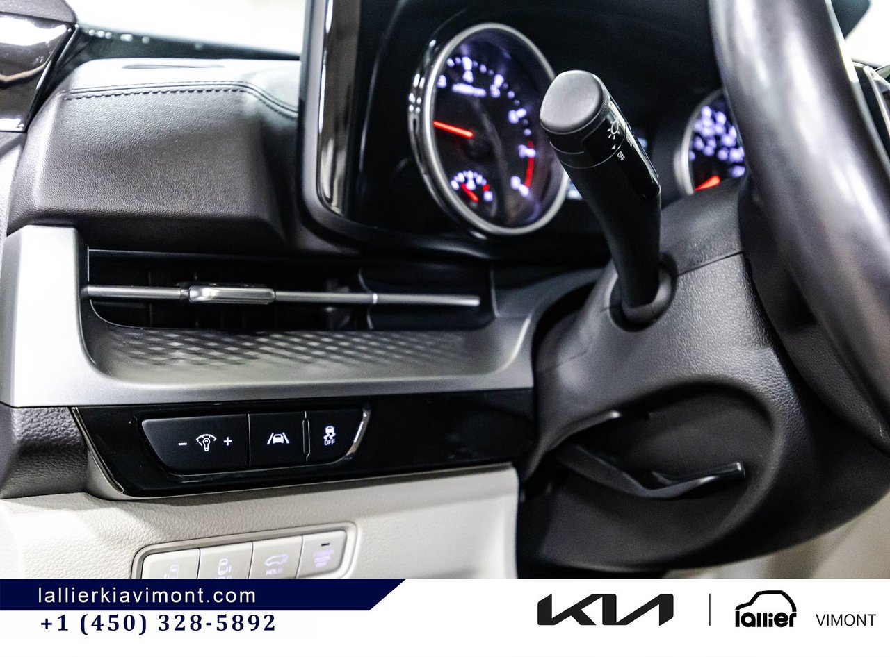 2023 Kia Carnival - Image 24