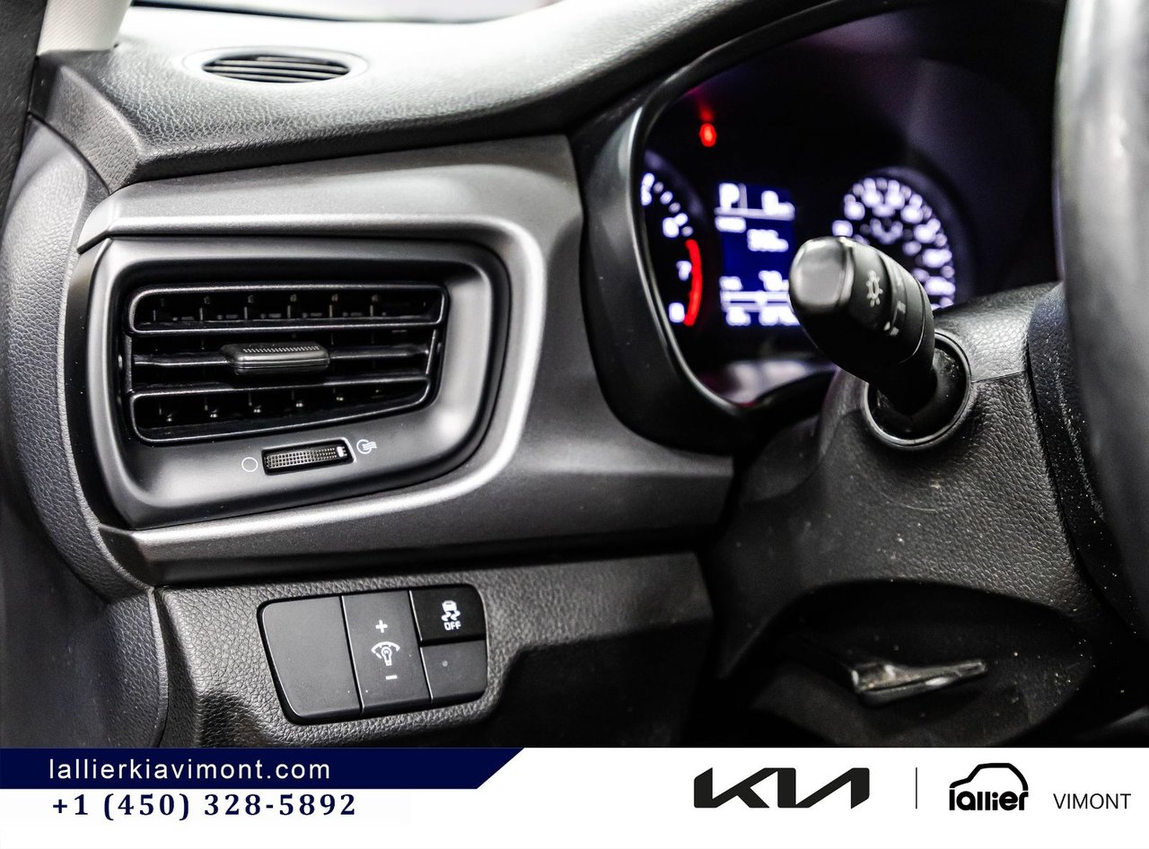 2023 Kia Rio 5-door - Image 20