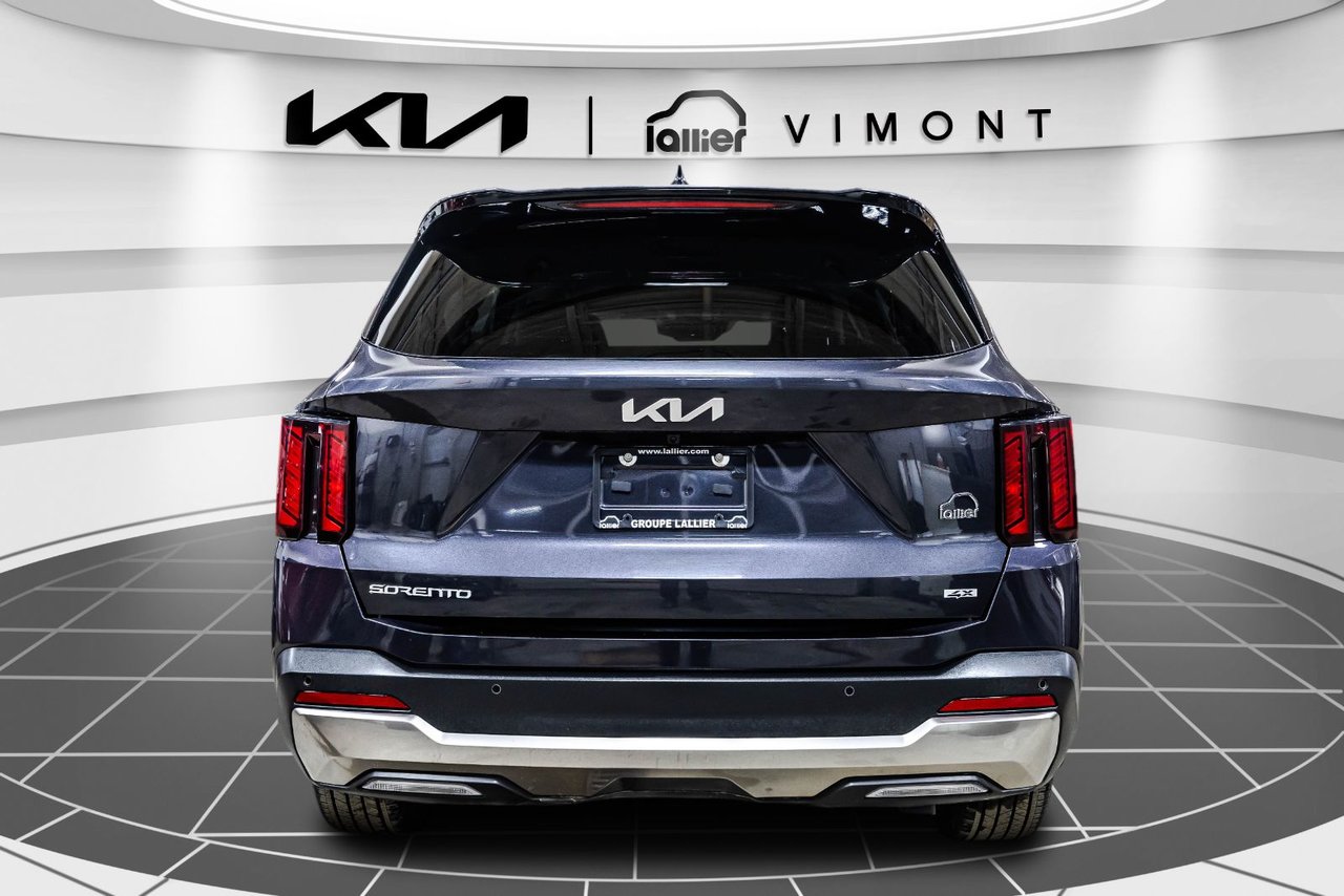 2025 Kia Sorento - Image 15