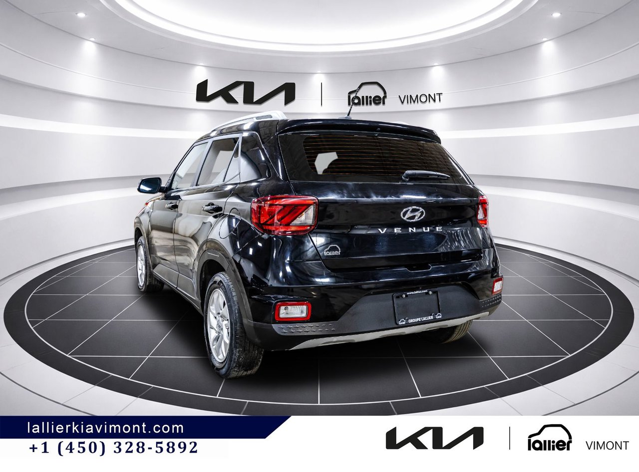 2024 Hyundai Venue - Image 13