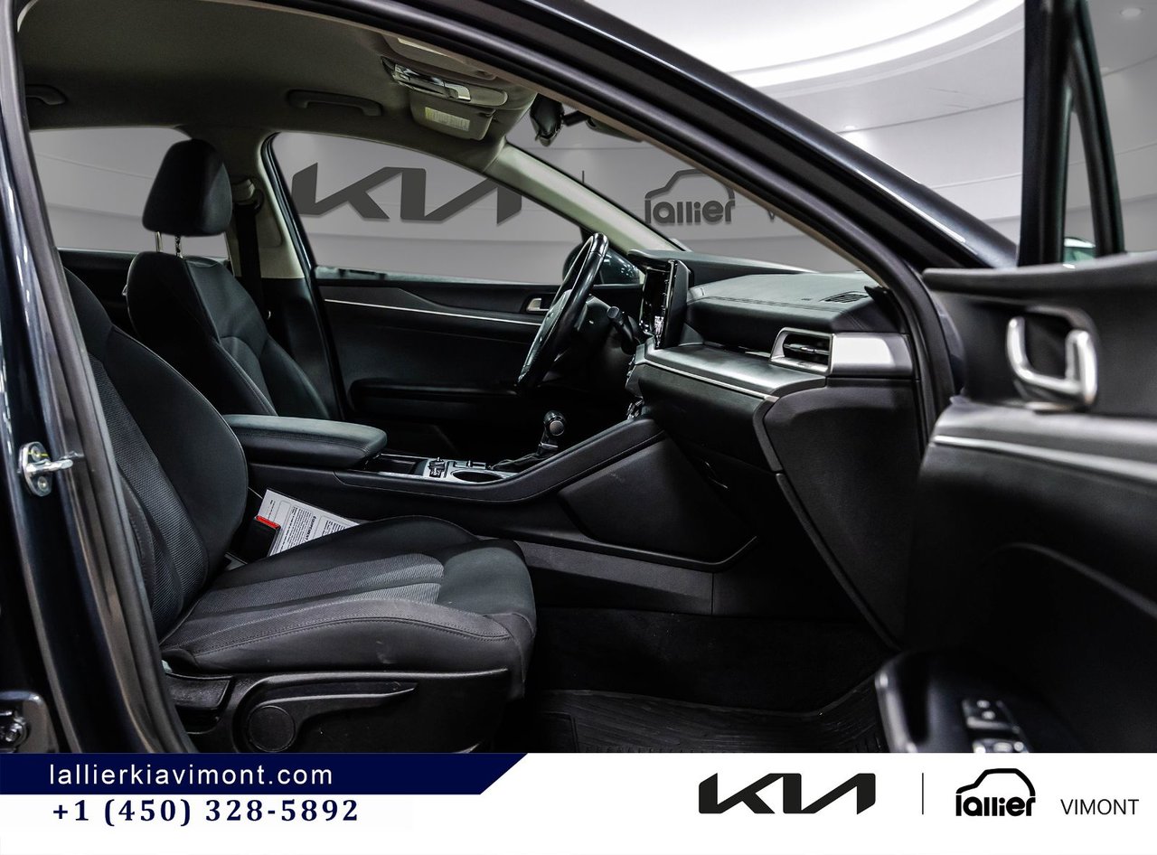 2023 Kia K5 - Image 9