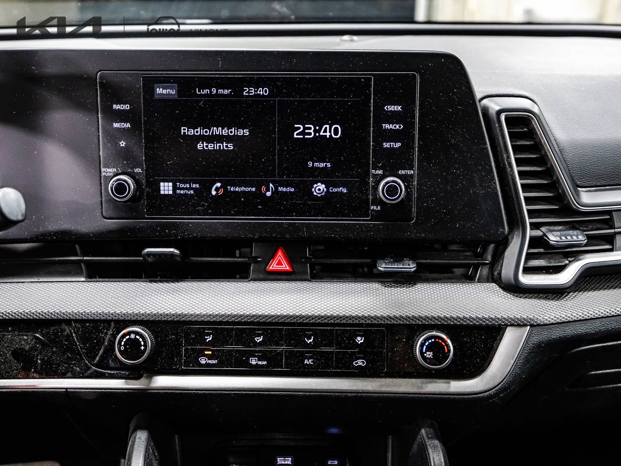 2023 Kia Sportage - Image 13