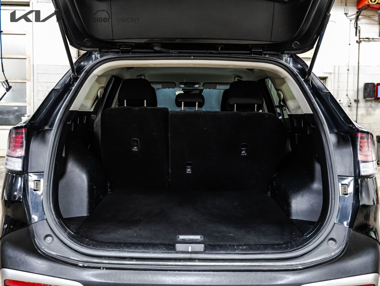 2023 Kia Sportage - Image 24