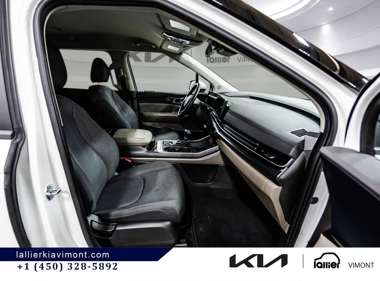 2025 Kia Carnival - Image 12