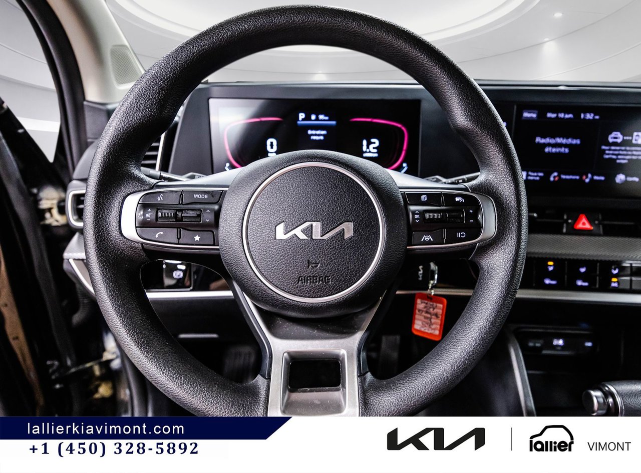 2023 Kia Sportage - Image 21