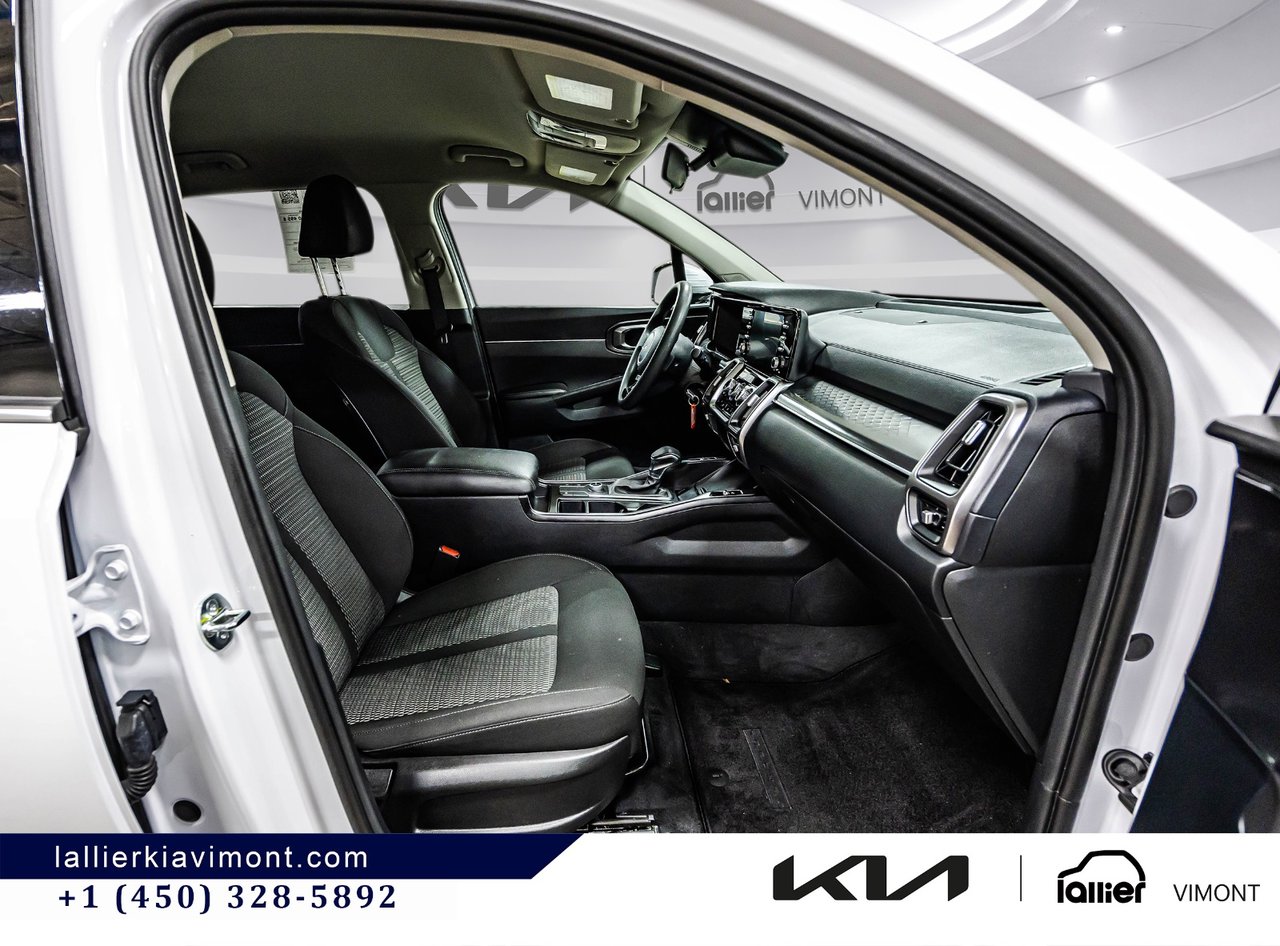 2023 Kia Sorento - Image 11