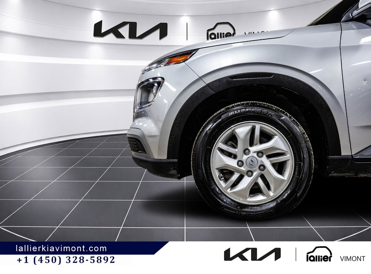 2023 Hyundai Venue - Image 10
