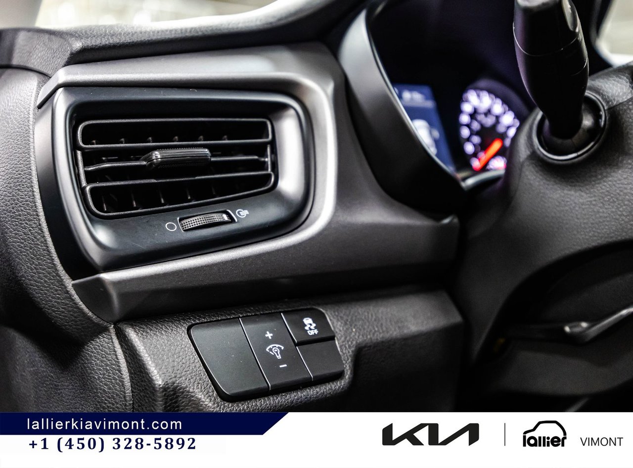 2023 Kia Rio 5-door - Image 22