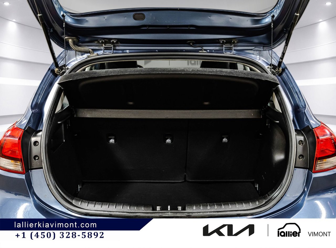2023 Kia Rio 5-door - Image 23