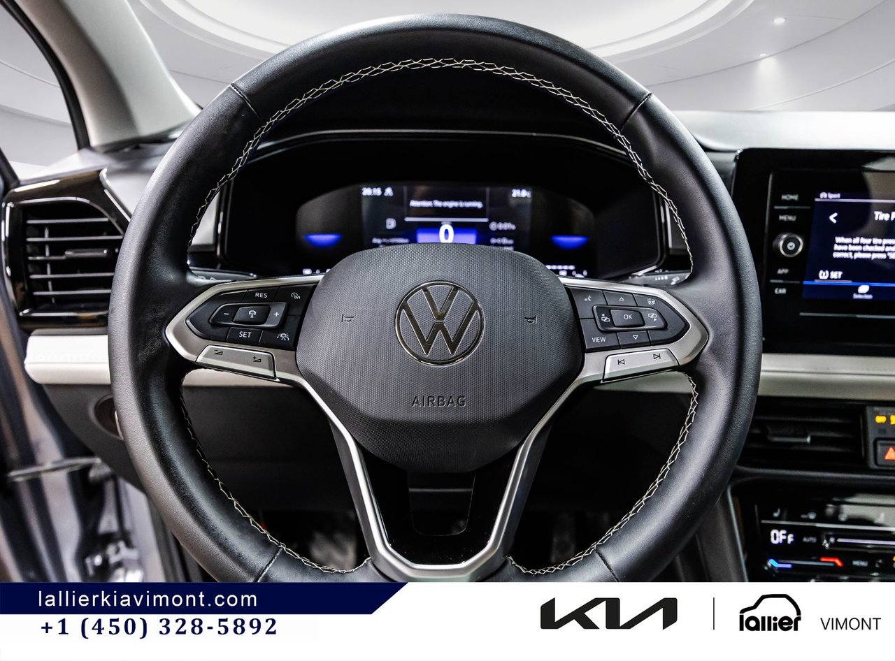 2025 Volkswagen Taos - Image 20