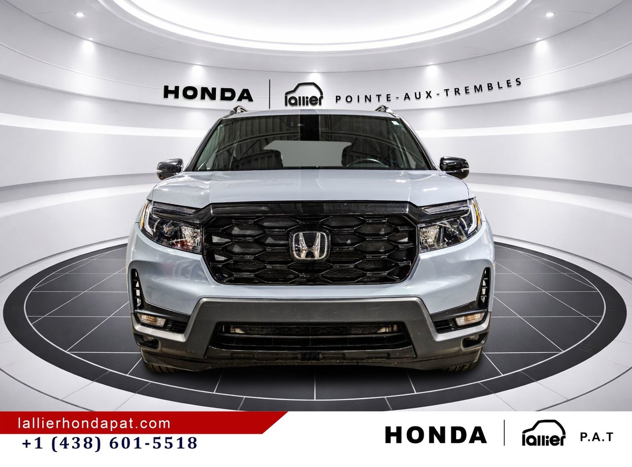 2022 Honda Passport - Image 2