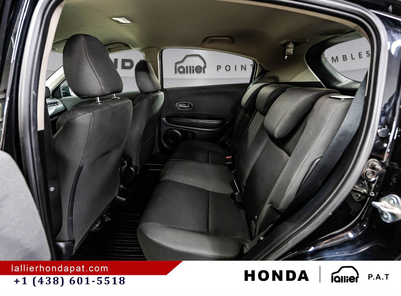2022 Honda HR-V - Image 13