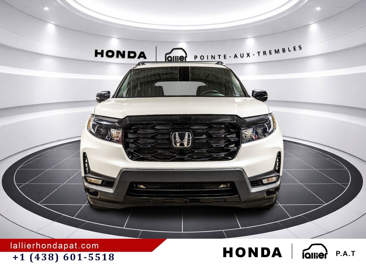 2022 Honda Passport - Image 2