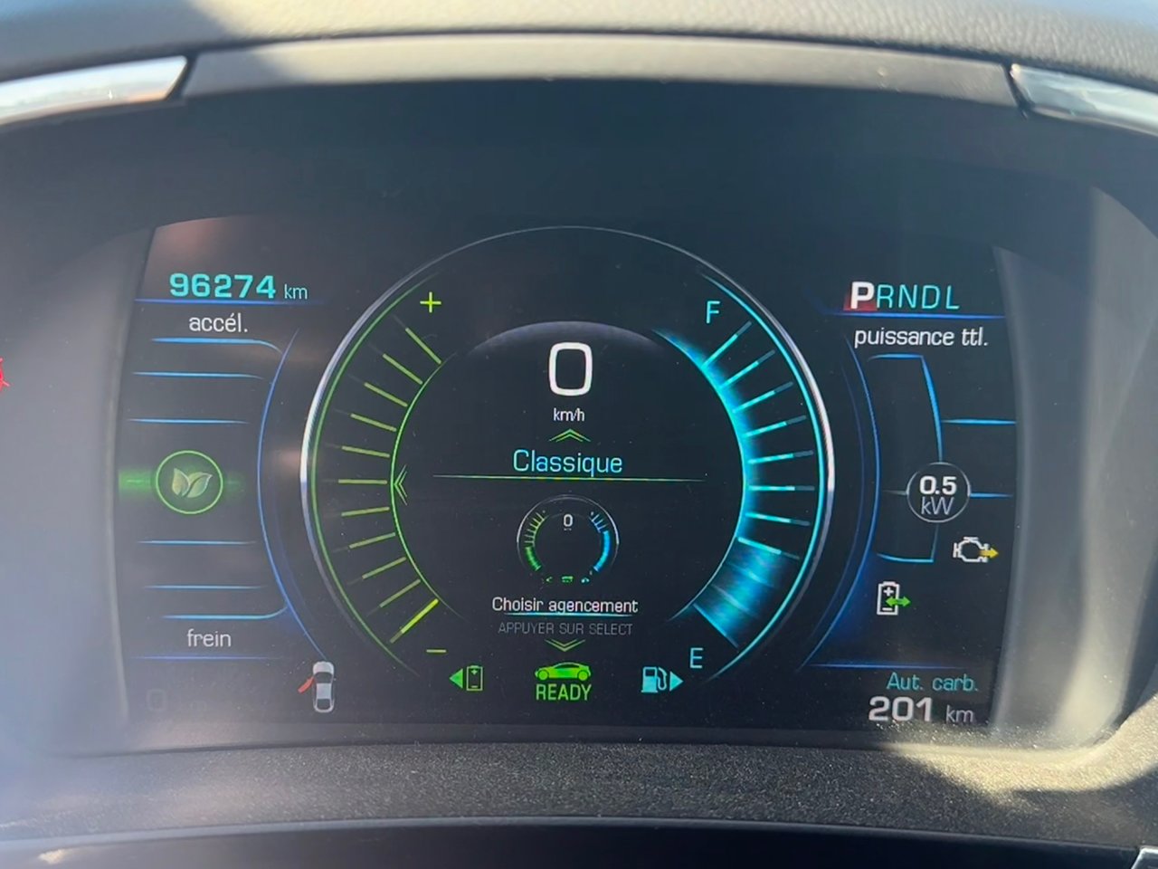 2018 Chevrolet Volt - Image 2
