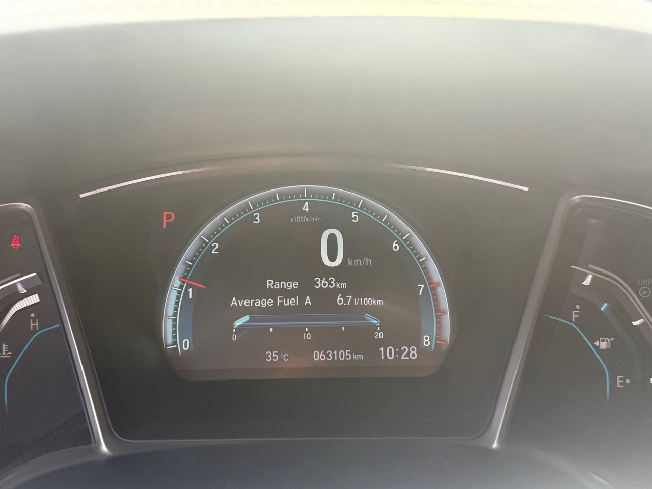 2018 Honda Civic Sedan - Image 2